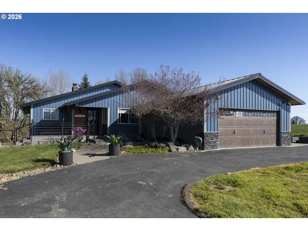 $2,000,000 | 19020 Southwest Christensen Road, McMinnville, OR 97128