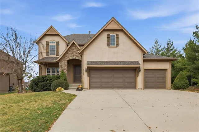 $699,000 | 24004 West 124th Street, Olathe, KS 66061