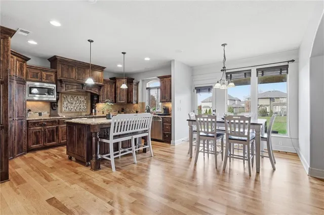 $699,000 | 24004 West 124th Street, Olathe, KS 66061