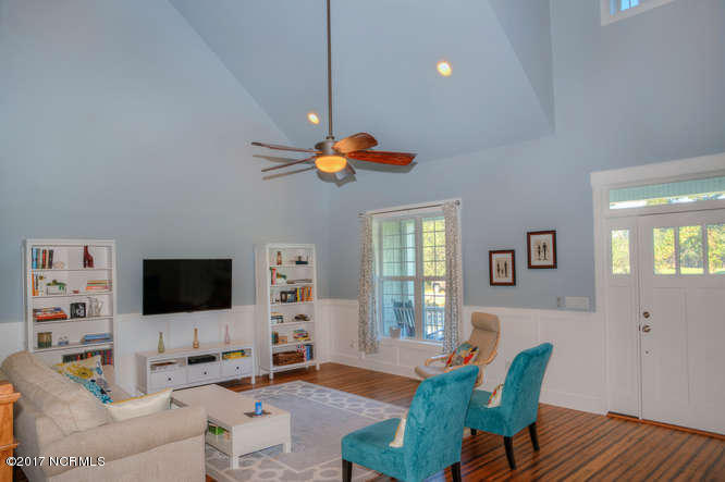 970 Nicklaus Road Southport, NC 28461 - Photo 4 of 22 photo_21428241-666x500