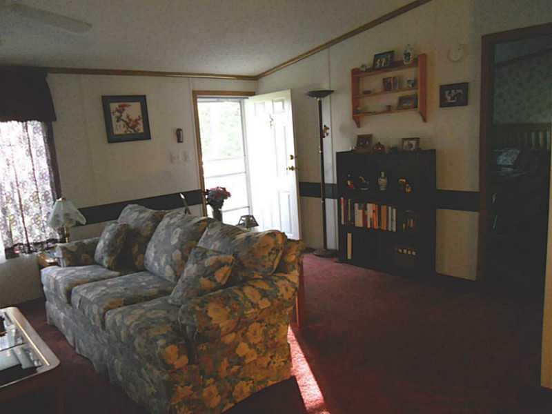1275 East Ridge Road Cornville, ME 04976 - Photo 10 of 30 Living Room.