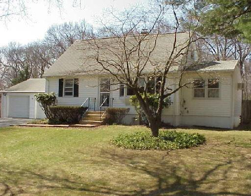219 Barberry Road Fairfield, CT 06890 - Photo 1 of 1 Gallery Image 1