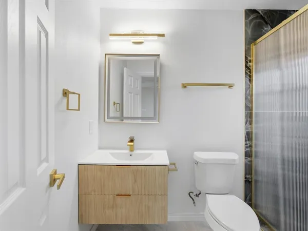 $2,800 | 10209 Casa View Drive, Dallas, TX 75228