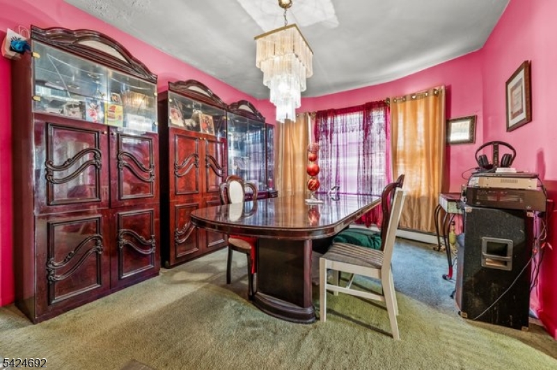 42 Scheerer Avenue Newark, NJ 07112 - Photo 7 of 34