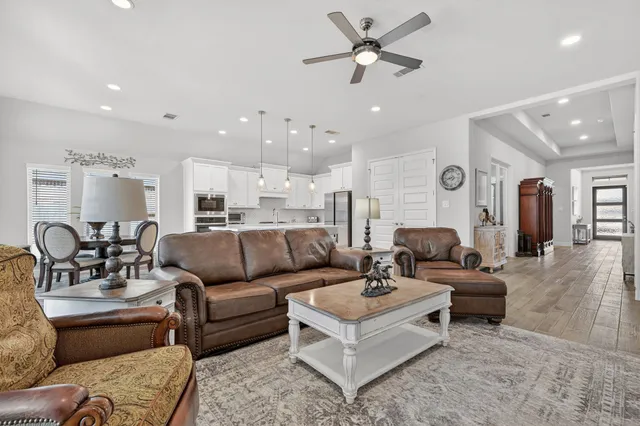 $412,000 | 18916 Toscana, New Caney, TX 77357