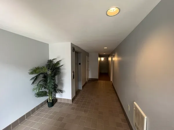 $3,500 | 255 Beacon Street, Unit 4C, Somerville, MA 02143