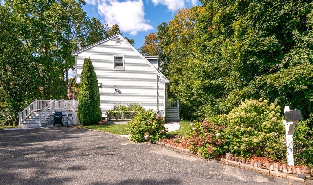 17 Sunnyside Road Woburn, MA 01801 - Photo 1 of 40 Gallery Image 1