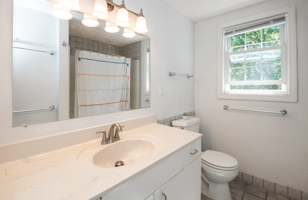 17 Sunnyside Road Woburn, MA 01801 - Photo 27 of 40 Gallery Image 27