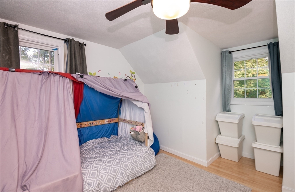 17 Sunnyside Road Woburn, MA 01801 - Photo 28 of 40 Gallery Image 28