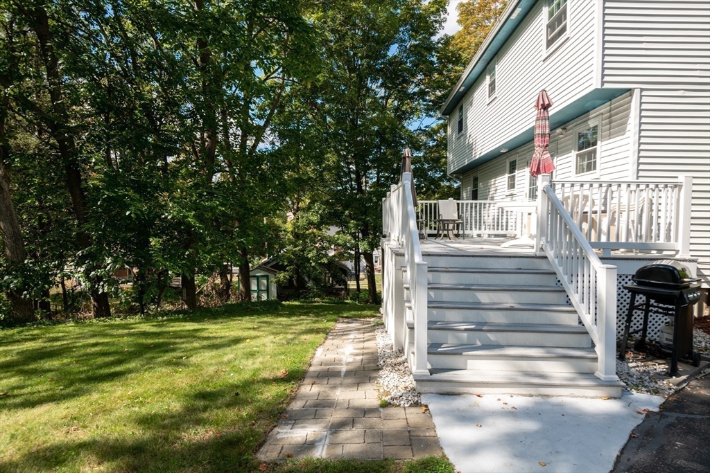 17 Sunnyside Road Woburn, MA 01801 - Photo 3 of 40 Gallery Image 3