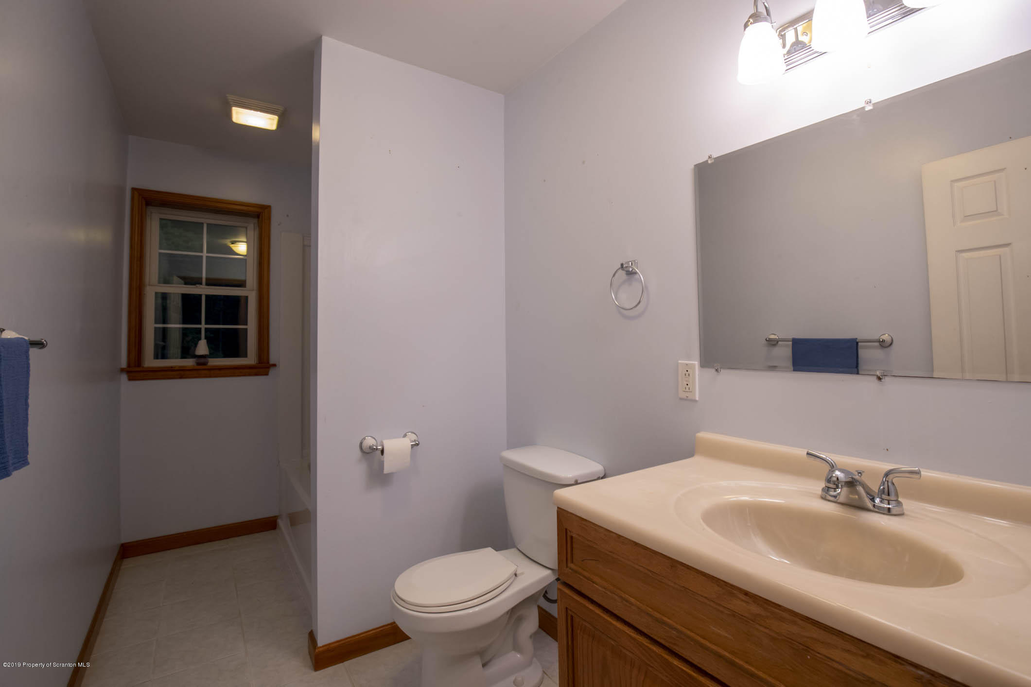 762 Keystone Road Lake Ariel, PA 18436 - Photo 28 of 37 Gallery Image 28
