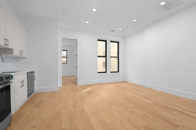 $4,995 | 8 West 87th Street, Unit 3R | Upper West Side
