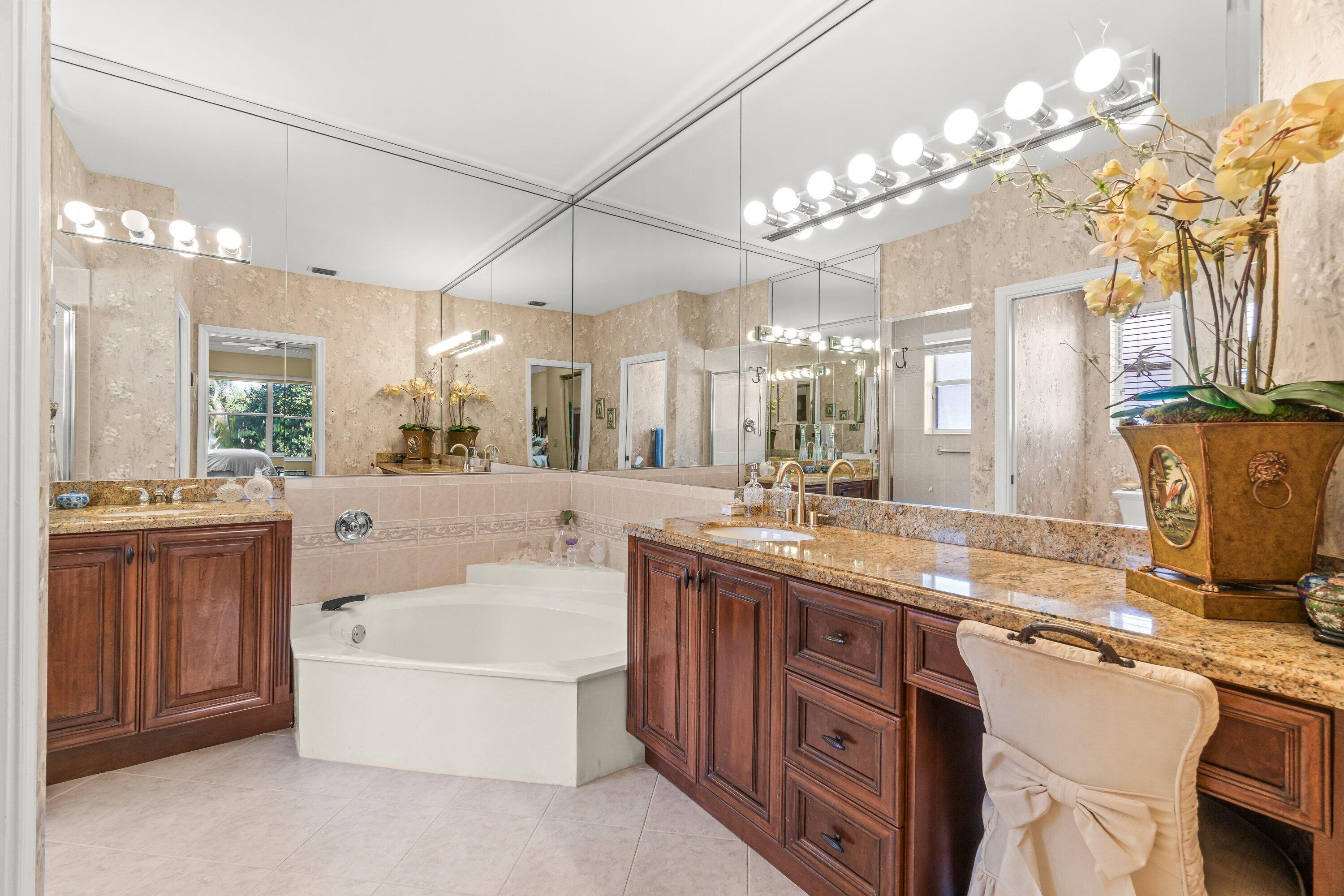 6229 Graycliff Drive, Unit D Boca Raton, FL 33496 - Photo 12 of 49 Primary Bathroom