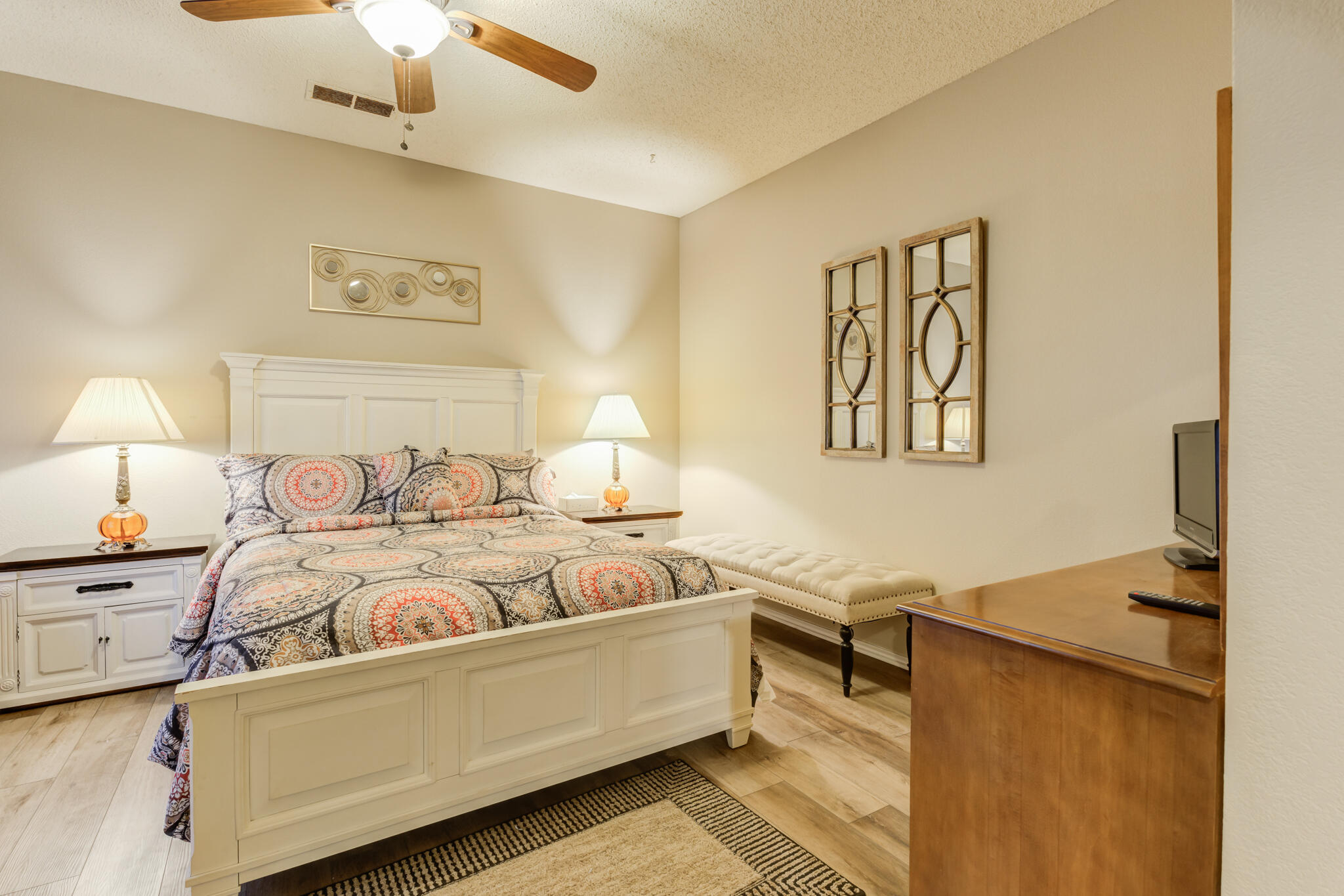 5814 Emory Street Lubbock, TX 79416 - Photo 5 of 38 5814-Emory-St_Lubbock-TX_12
