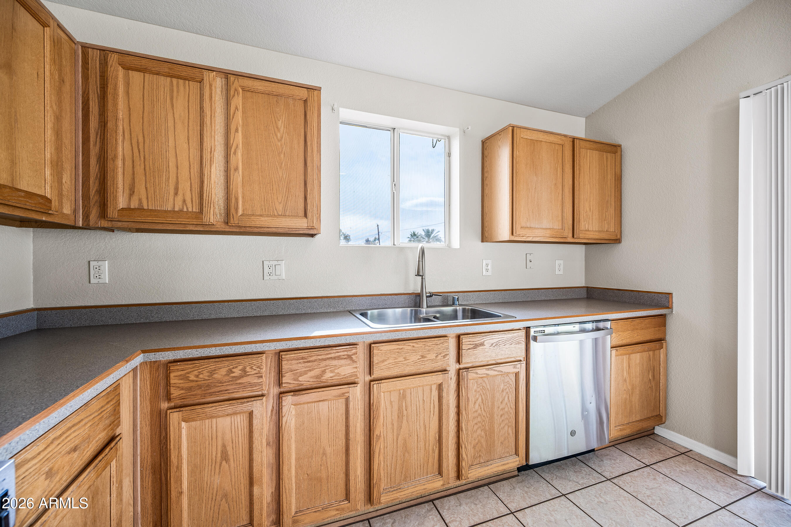 4032 North 14th Place Phoenix, AZ 85014 - Photo 9 of 22 9-4032N14P-ocupix-