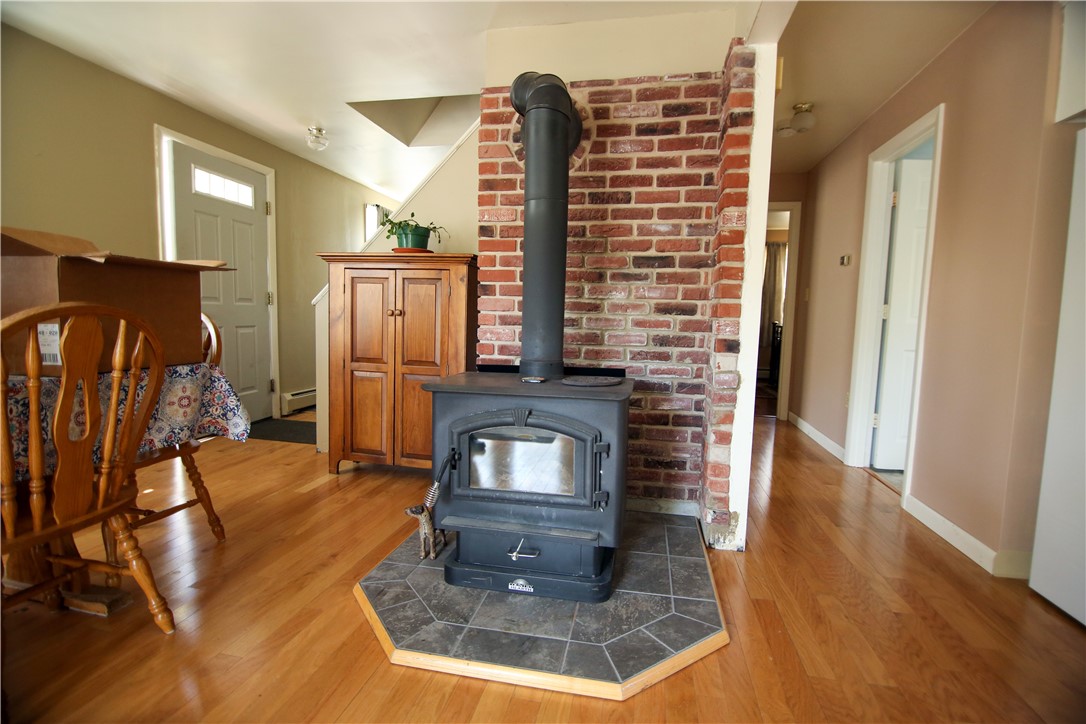 178 Buckeye Brook Road Charlestown, RI 02813 - Photo 4 of 15 Gallery Image 4