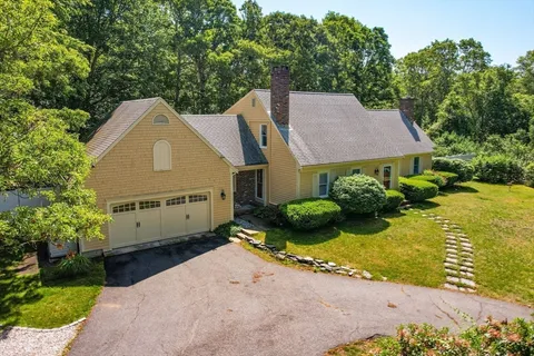 $819,000 | 2 Fairway Circle, Sandwich, MA 02563