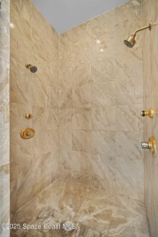 $2,975,000 | 142 Lansing Island Drive, Indian Harbour Beach, FL 32937