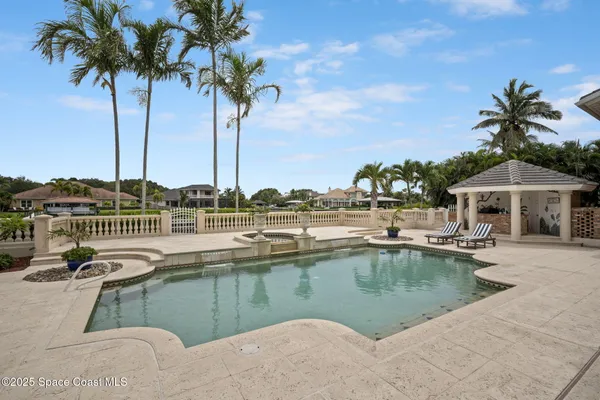 $2,900,000 | 142 Lansing Island Drive, Indian Harbour Beach, FL 32937