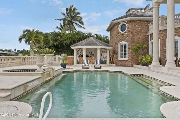 $2,900,000 | 142 Lansing Island Drive, Indian Harbour Beach, FL 32937