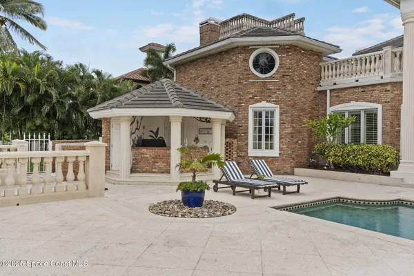 $2,900,000 | 142 Lansing Island Drive, Indian Harbour Beach, FL 32937