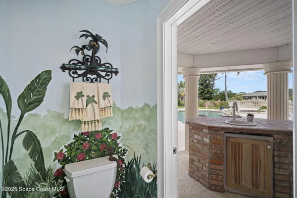 $2,900,000 | 142 Lansing Island Drive, Indian Harbour Beach, FL 32937