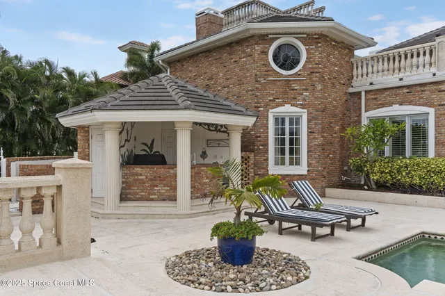 $2,975,000 | 142 Lansing Island Drive, Indian Harbour Beach, FL 32937