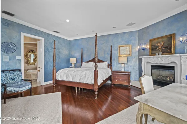 $2,900,000 | 142 Lansing Island Drive, Indian Harbour Beach, FL 32937