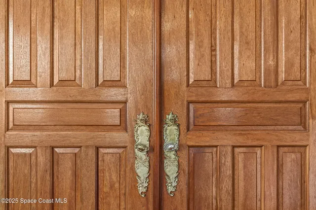 $2,975,000 | 142 Lansing Island Drive, Indian Harbour Beach, FL 32937