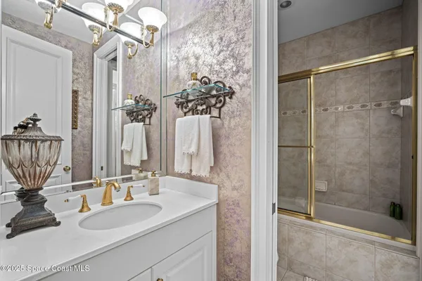 $2,900,000 | 142 Lansing Island Drive, Indian Harbour Beach, FL 32937