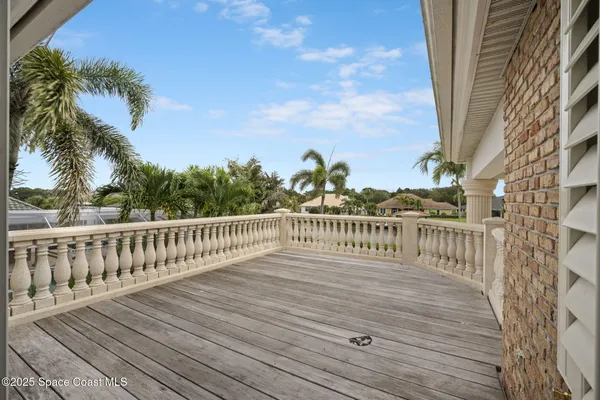$2,900,000 | 142 Lansing Island Drive, Indian Harbour Beach, FL 32937
