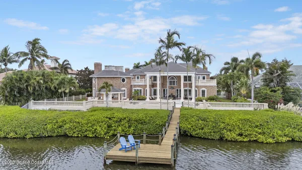 $2,900,000 | 142 Lansing Island Drive, Indian Harbour Beach, FL 32937
