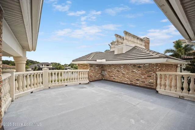 $2,975,000 | 142 Lansing Island Drive, Indian Harbour Beach, FL 32937