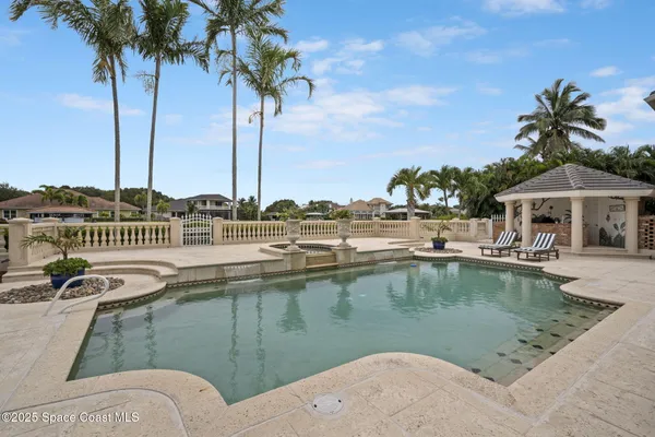 $2,900,000 | 142 Lansing Island Drive, Indian Harbour Beach, FL 32937