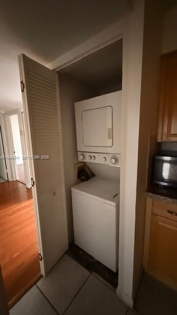 9691 Southwest 138th Avenue, Unit QC2L Miami, FL 33186 - Photo 11 of 48 a utility room with dryer and washer