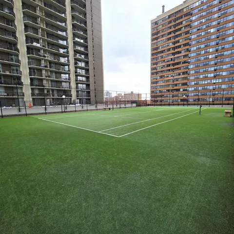 $2,950 | 6033 North Sheridan Road, Unit 35F, Chicago, IL 60660