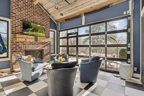 $3,275,000 | 373 Park Street East, Wayzata, MN 55391