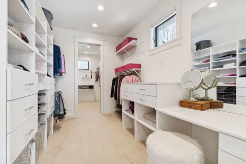 $3,275,000 | 373 Park Street East, Wayzata, MN 55391