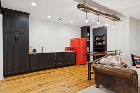 $3,275,000 | 373 Park Street East, Wayzata, MN 55391