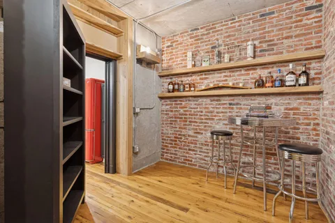 $3,275,000 | 373 Park Street East, Wayzata, MN 55391