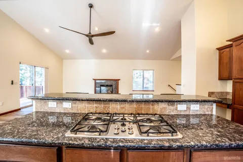 $1,088,000 | 757 San Francisco Avenue, South Lake Tahoe, CA 96150