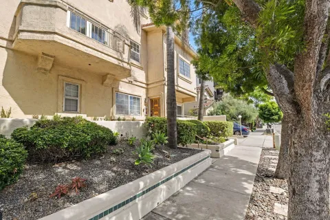 $729,000 | 919 West Lewis Street, Unit 1, San Diego, CA 92103