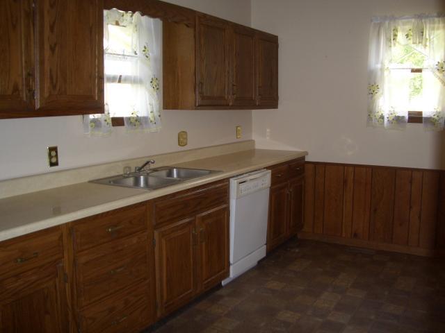 7779 East Blue Ridge Road Shelbyville, IN 46176 - Photo 3 of 11