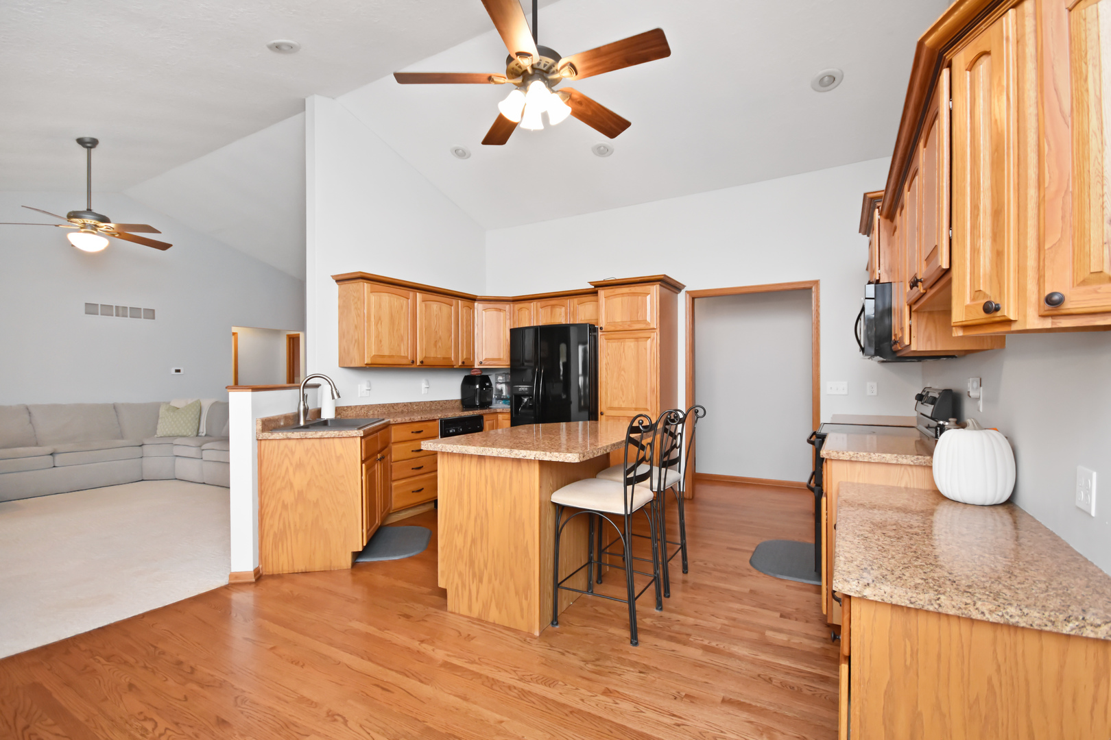 1108 Gehant Court Rochelle, IL 61068 - Photo 15 of 53