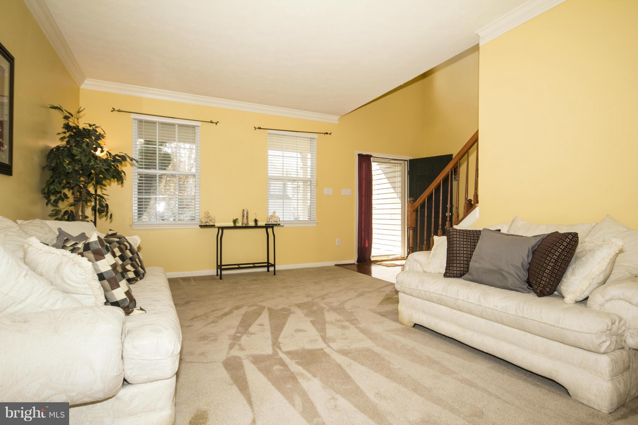 4612 Runnymeade Road Owings Mills, MD 21117 - Photo 4 of 30 Living Room
