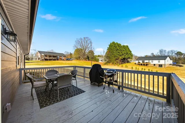 $375,000 | 4284 Jefferson Place, Granite Falls, NC 28630