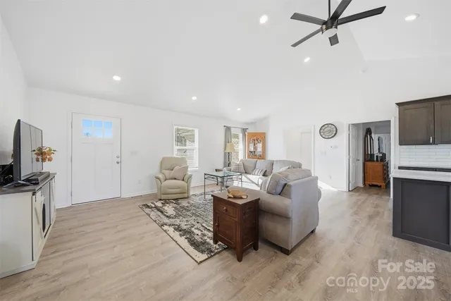 $375,000 | 4284 Jefferson Place, Granite Falls, NC 28630