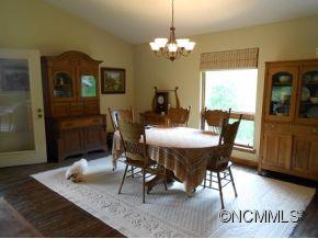 506 Crabtree Farm Road Clyde, NC 28721 - Photo 4 of 24