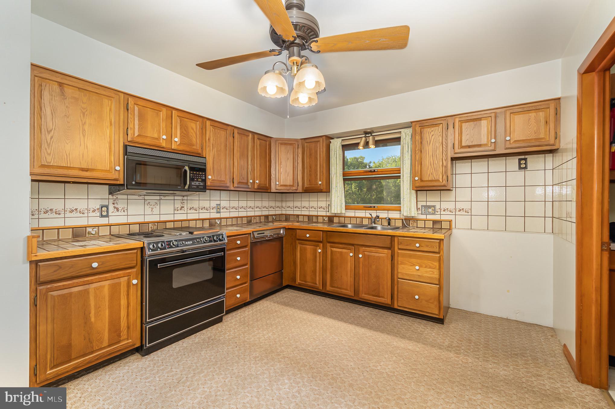 3123 Dry Branch Road White Hall, MD 21161 - Photo 5 of 34 Gallery Image 5