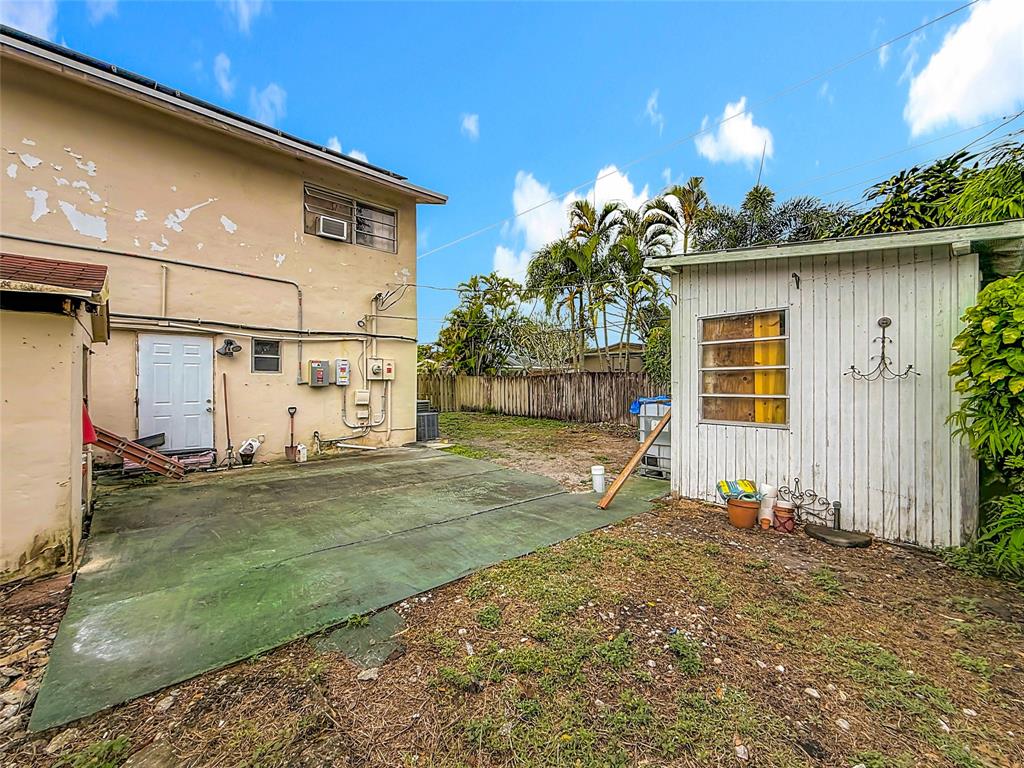 7141 Custer Street Hollywood, FL 33024 - Photo 66 of 84 a view of a backyard